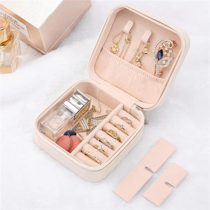 jewelry organizer